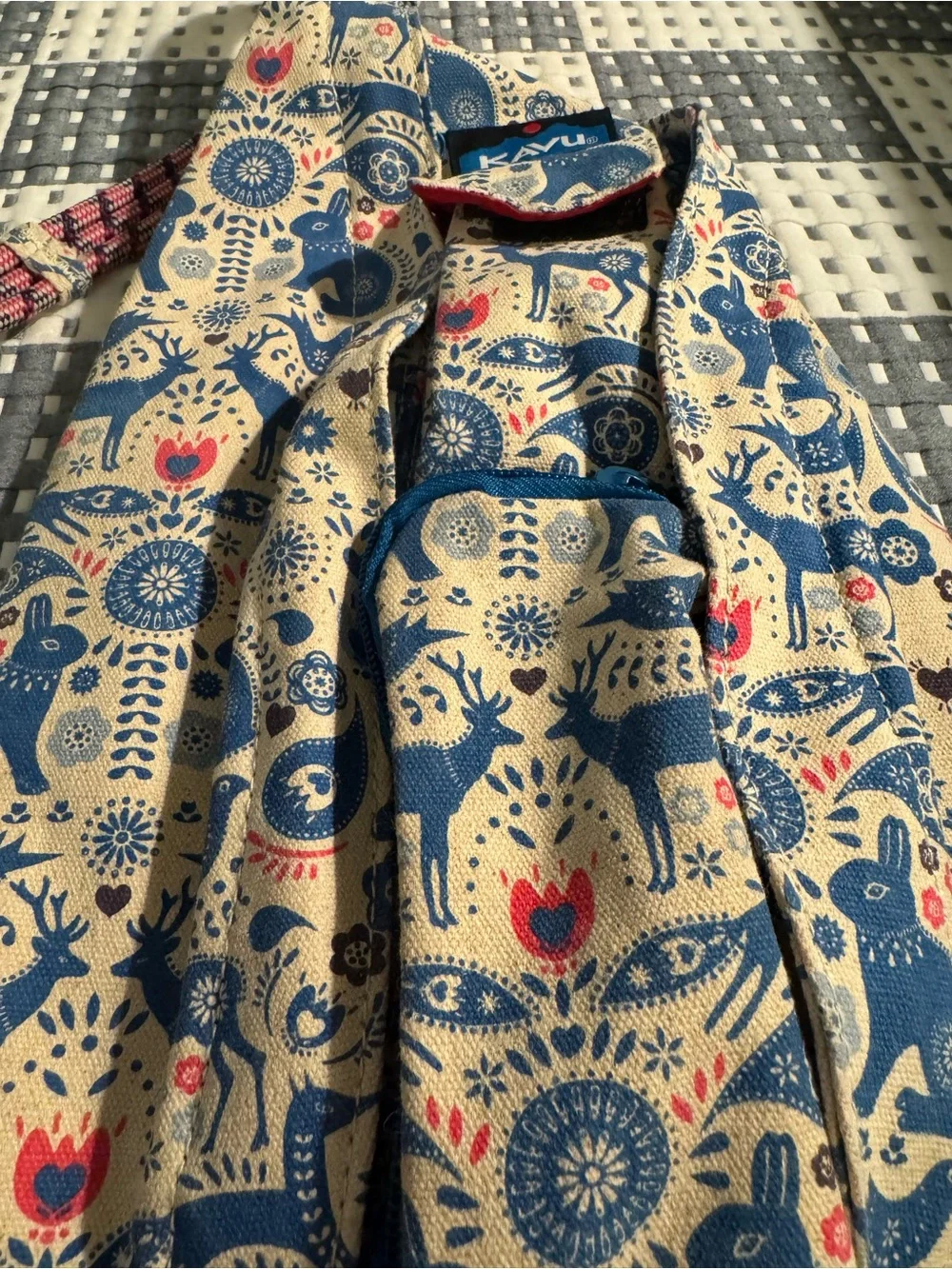 RARE Kavu 25th Anniversary Critter Tale Rope Bag Rare Animal Folk Print Sling
